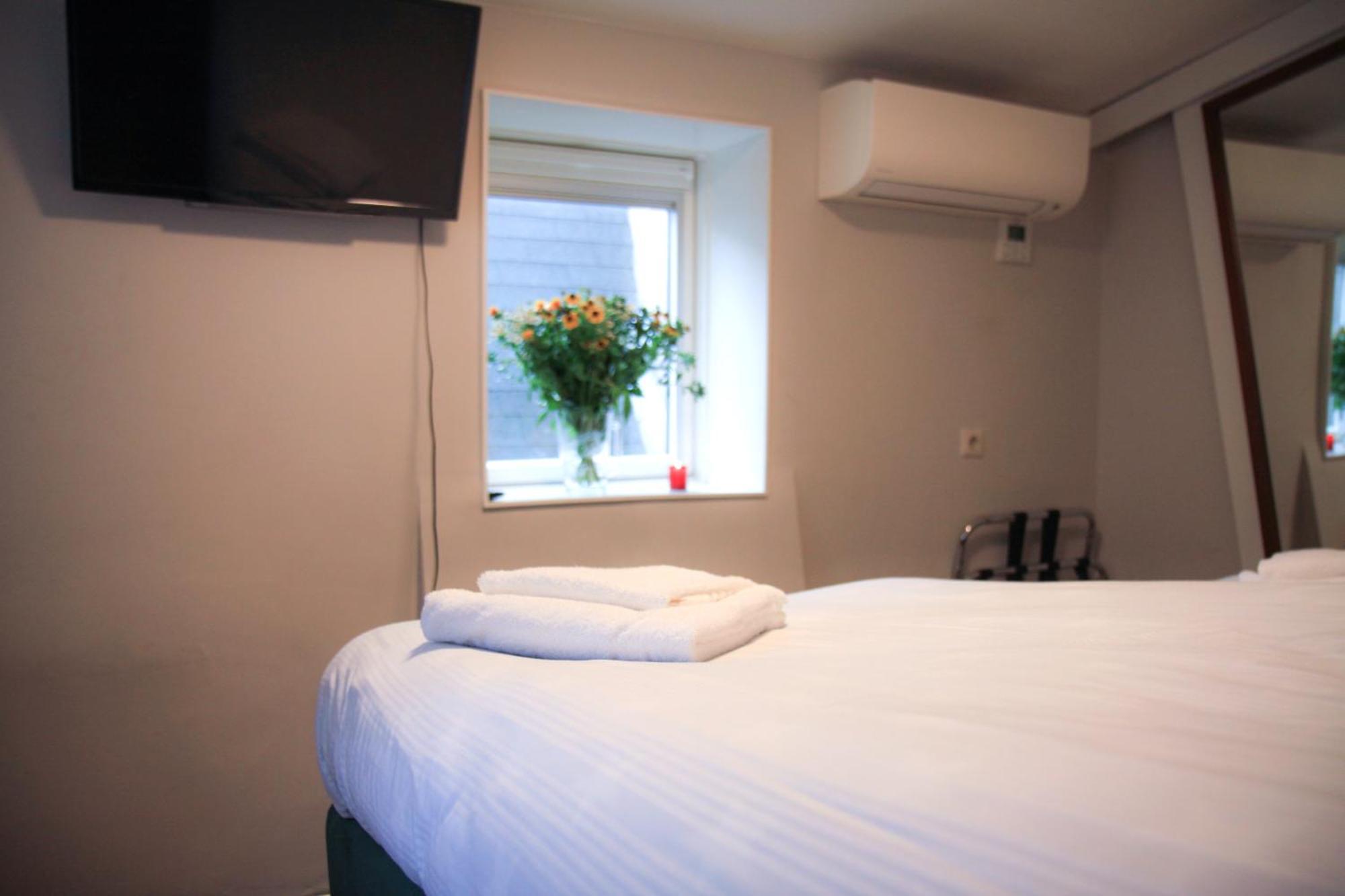 Hotel 55 - City Centre Amsterdam Exterior photo